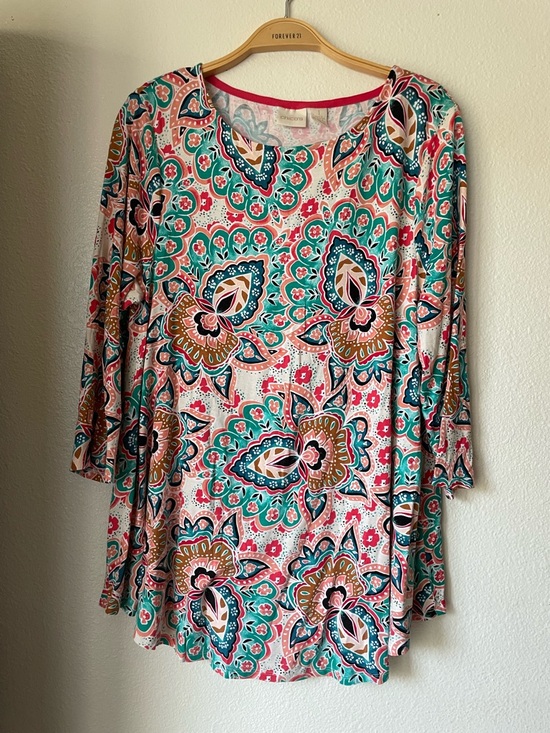 Chico's Tops - Chico’s Bombay Medallion Top Tunic Size 1 US M Stretch 3/4 Sleeves Floral